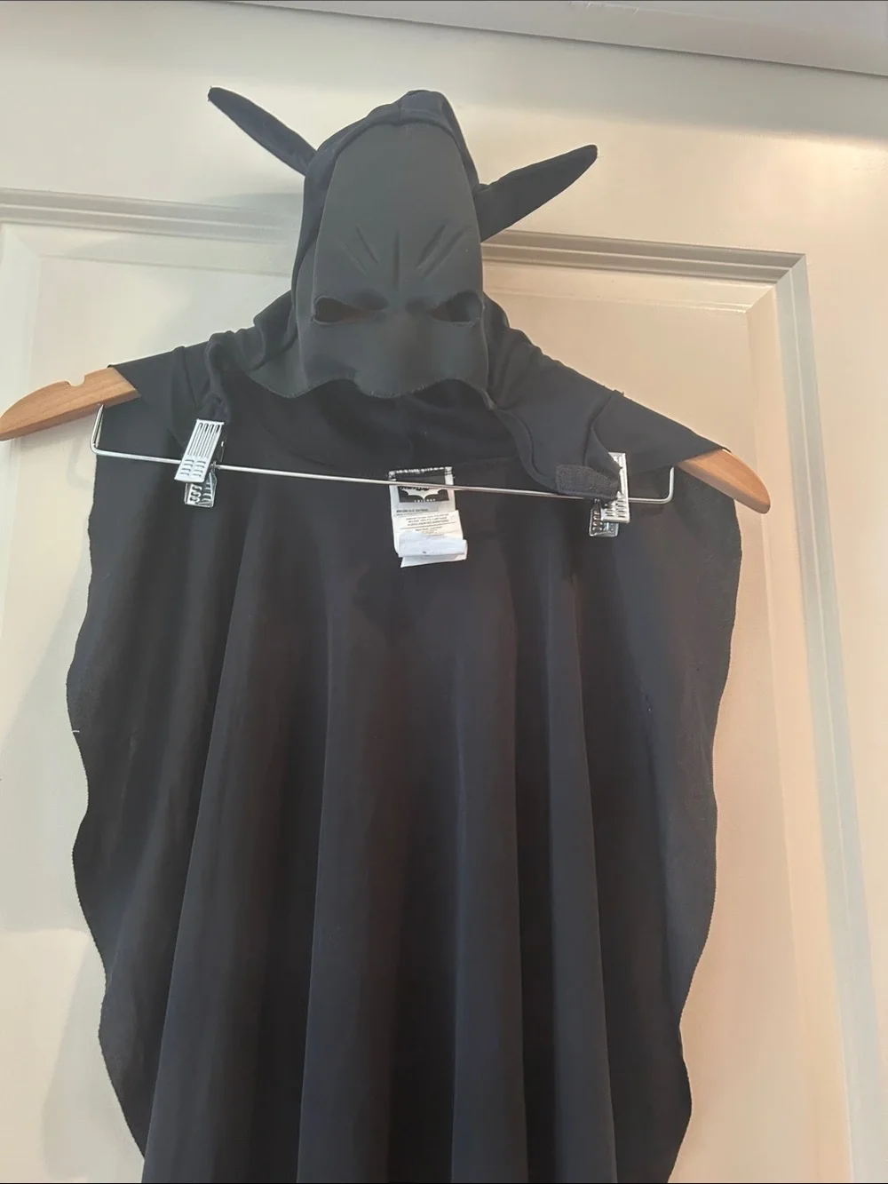 DC Comics Dark Knight Trilogy Black Hooded Batman Costume Cape attached mask S
